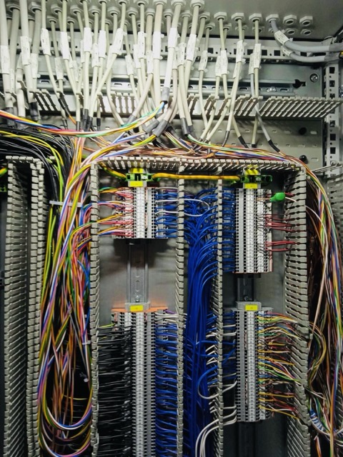 0f69a978-5532-4a79-9c69-c3434260abac (1) Średni